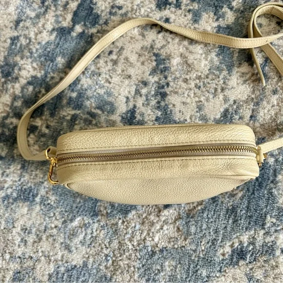 Quince Cream Textured Leather Crossbody Bag with Adjustable Strap - Picture 6 of 9